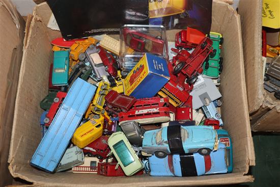 A quantity of Dinky, Matchbox and other diecast vehicles